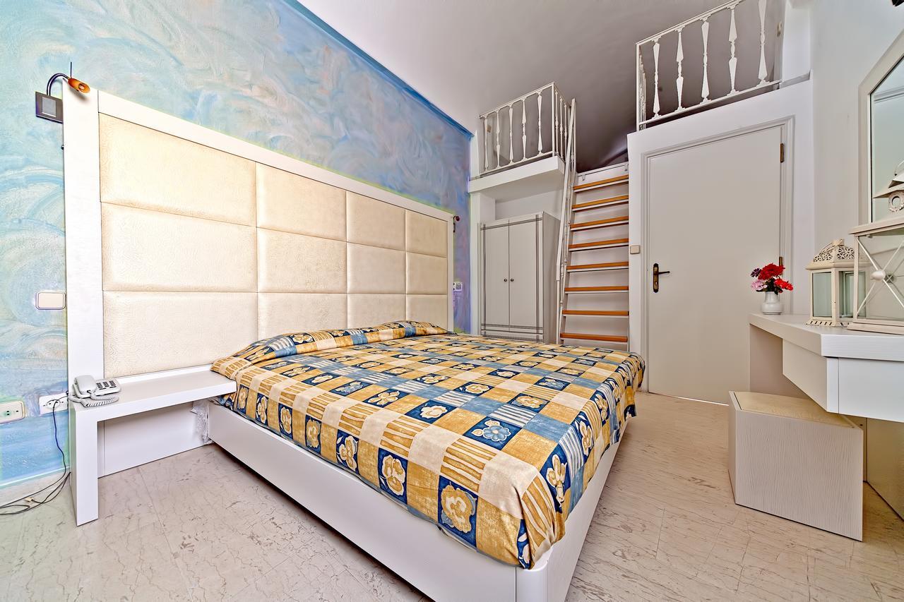 Sellada Apartments Kamári Kültér fotó